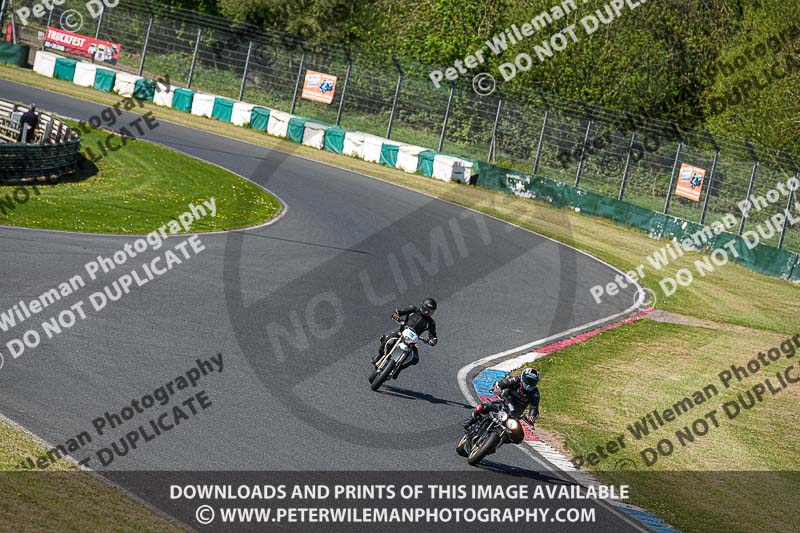 enduro digital images;event digital images;eventdigitalimages;mallory park;mallory park photographs;mallory park trackday;mallory park trackday photographs;no limits trackdays;peter wileman photography;racing digital images;trackday digital images;trackday photos